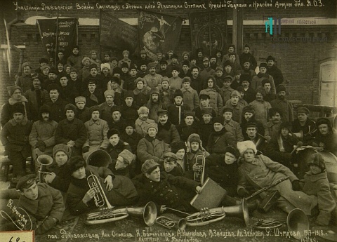 Участники первых пермских отрядов Красной Гвардии и Красной Армии