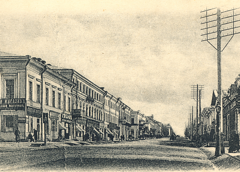 Первые уличные электрические фонари в Перми.
